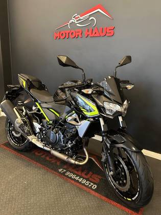 KAWASAKI Z400 KAWASAKI Z400